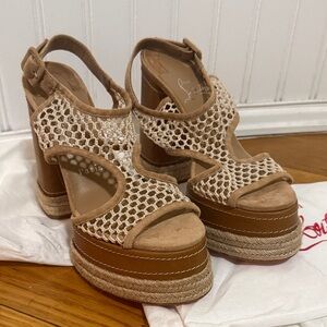 CHRISTIAN LOUBOUTIN Almeja 130 mesh and leather platform sandals. Dust bag inclu